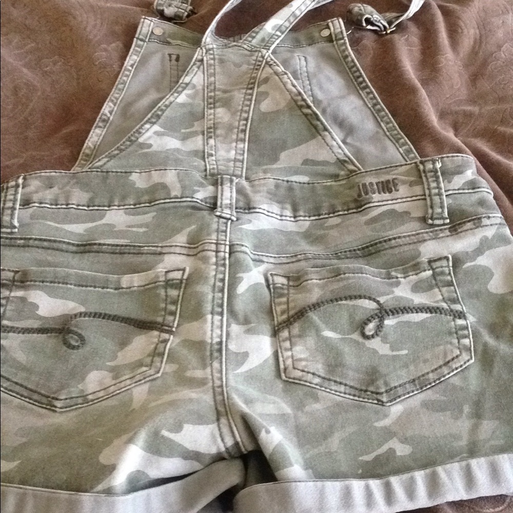 Short overalls - Picture 2 of 2